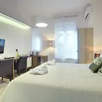 D&A Center Apartments With Free Parking